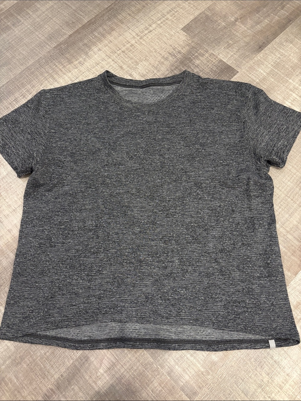 lululemon grey workout top